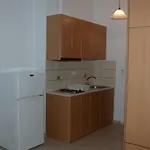 αθηνά 3*