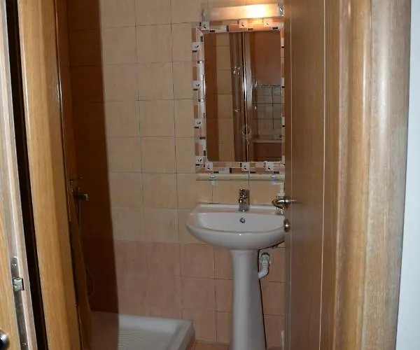 Guest house αθηνά